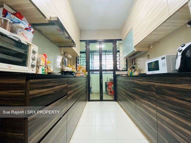 Blk 335B Yishun Street 31 (Yishun), HDB 4 Rooms #221278281